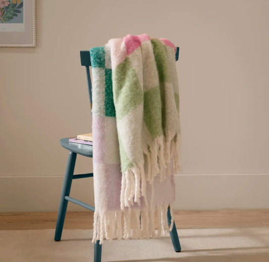 Super Soft Apple Blossom Throw with Tassles